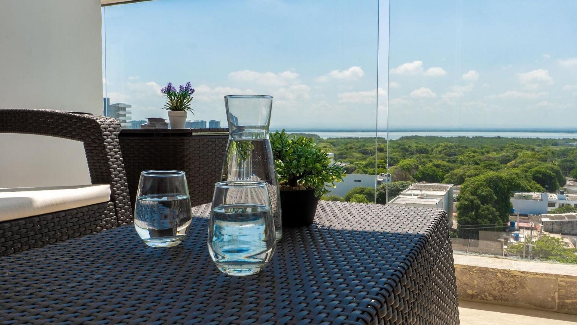 Cb937 | Stylish Loft Piso 9 Con Balcón Y Vista Ciudad * Cartagena