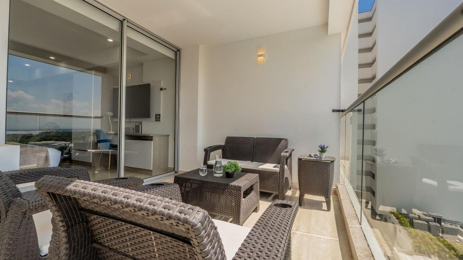 Apartamento Cb937 | Stylish Loft Piso 9 Con Balcón Y Vista Ciudad